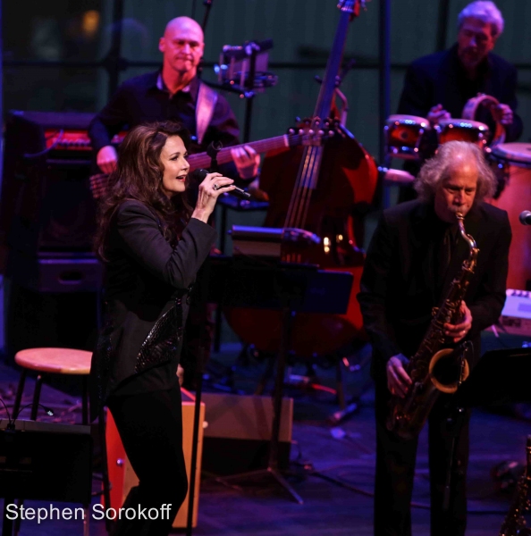 Photo Coverage: Lynda Carter Brings THE TIME OF MY LIFE to Jazz at Lincoln Center Image