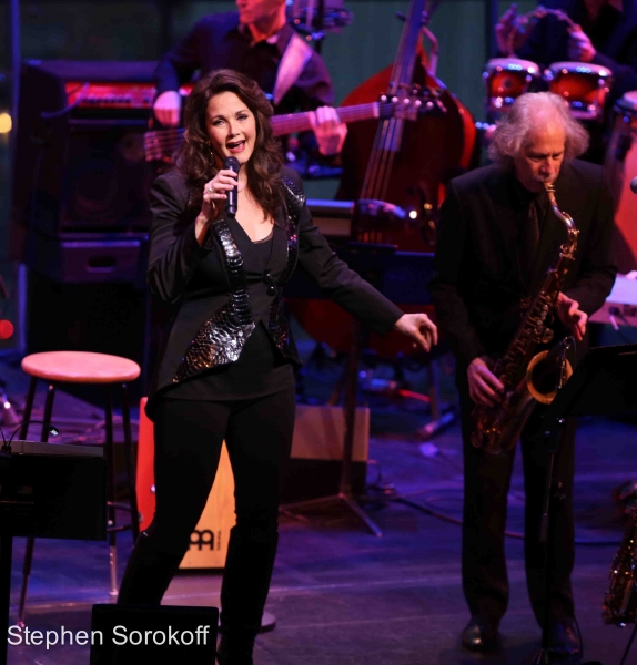 Photo Coverage: Lynda Carter Brings THE TIME OF MY LIFE to Jazz at Lincoln Center Image