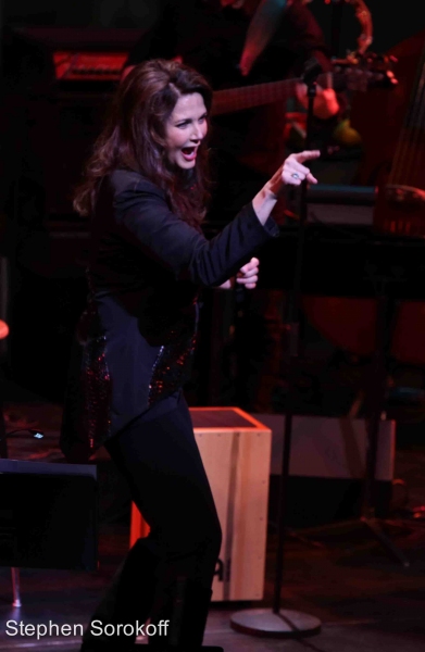 Photo Coverage: Lynda Carter Brings THE TIME OF MY LIFE to Jazz at Lincoln Center Image