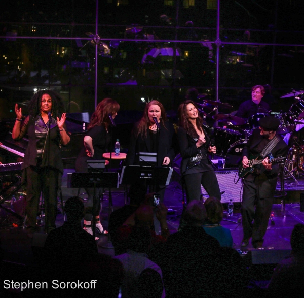 Photo Coverage: Lynda Carter Brings THE TIME OF MY LIFE to Jazz at Lincoln Center 