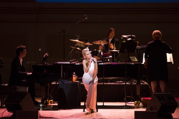 Photo Coverage: Kristin Chenoweth - Exclusive Performance Shots - THE EVOLUTION OF A SOPRANO at Carnegie Hall  Image