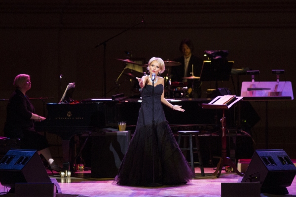 Photo Coverage: Kristin Chenoweth - Exclusive Performance Shots - THE EVOLUTION OF A SOPRANO at Carnegie Hall  Image