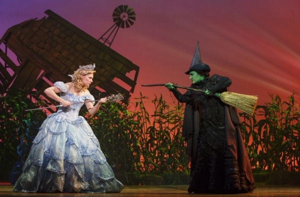 Photo Flash: First Look at Nick Adams, Emma Hunton & Gina Beck in WICKED National Tour!  Image