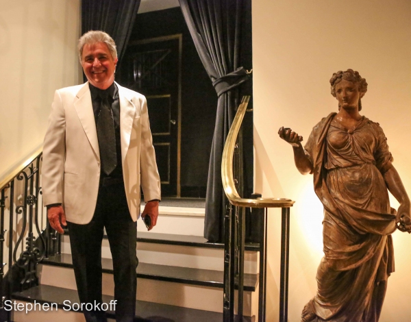 Photo Coverage: Steve Tyrell Brings THE GREAT AMERICAN SONGWRITER to Cafe Carlyle Image