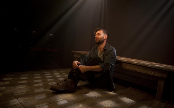 Photo Flash: First Look at Alastair Brookshaw in DE PROFUNDIS at Leicester Square Image