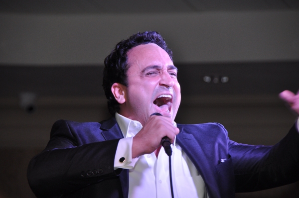 Photo Coverage: Andy Cooney Brings His FOREVER IRISH CONCERT to Long Island Image