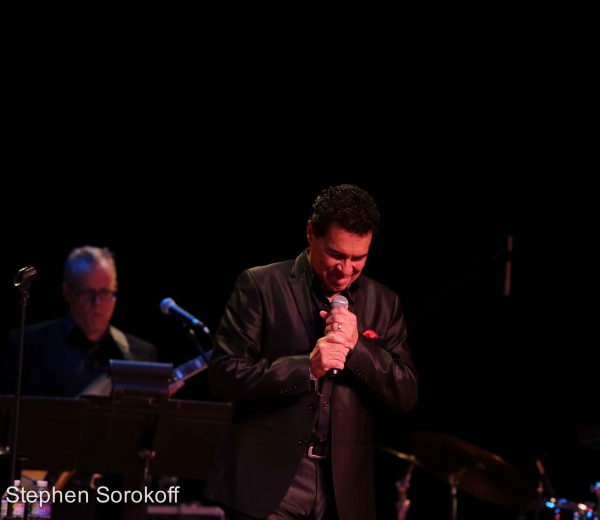 Photo Coverage: Clint Holmes Brings THIS THING CALLED LOVE to Landmark on Main Street Image
