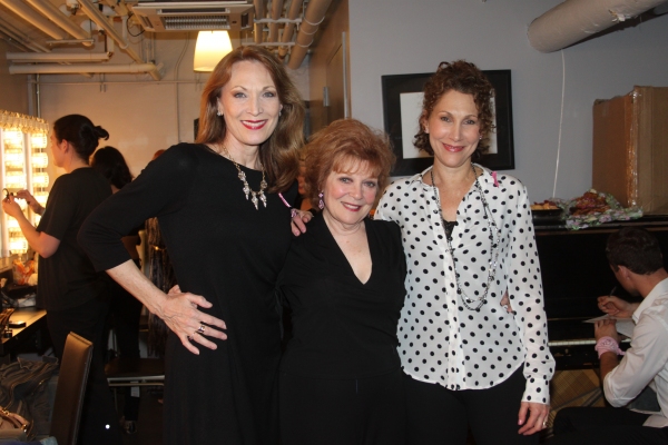 Photo Coverage: Backstage at EVERYTHING'S COMING UP BROADWAYWORLD.COM at Joe's Pub  Image