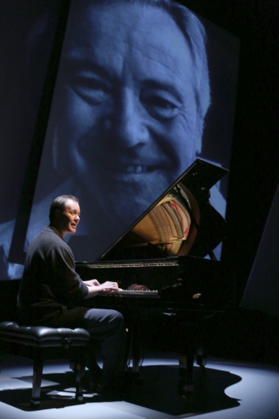 Photo Flash: First Look at Chris Lemmon in JACK LEMMON RETURNS at the Royal George Image