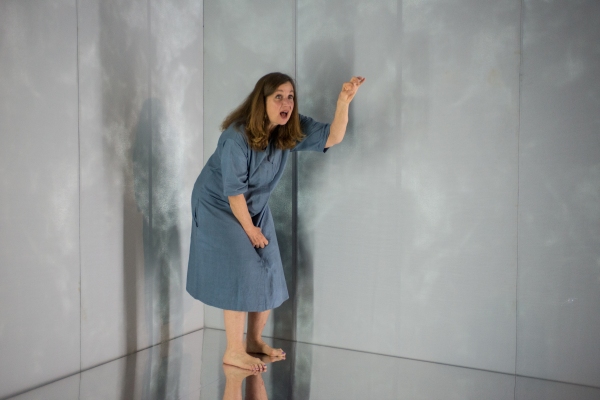 Photo Flash: First Look at Judith Thompson in Canadian Rep Theatre's WATCHING GLORY DIE Image