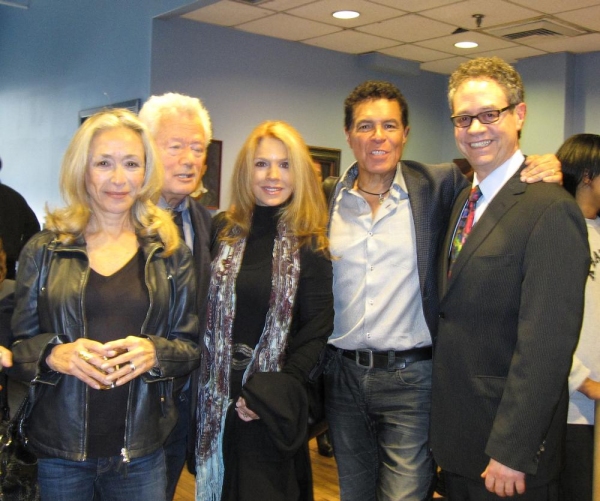 Photo Flash: Linda Lavin and Husband Steve Bakunas at FACES & PLACES Art Exhibit in SoHo Image