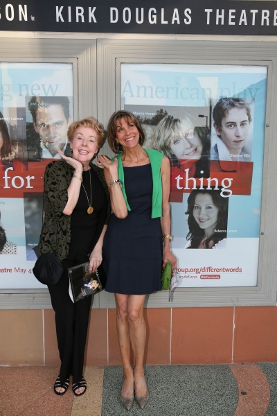 Actresses Georgia Engel and Wendie Malick  Photo