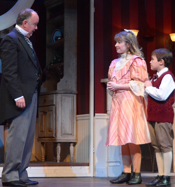 Photo Flash: Beef & Boards Dinner Theatre's MARY POPPINS, Now Playing Image