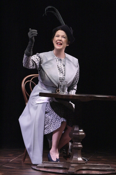 Photo Flash: First Look at Annette Bening in RUTH DRAPER'S MONOLOGUES at Geffen Playhouse Image