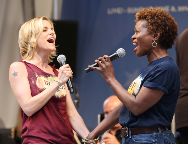 Photo Coverage: Broadway Unites! Casts of BEAUTIFUL, ROCKY, CABARET & More Perform at STARS IN THE ALLEY Image