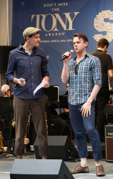 Photo Coverage: Broadway Unites! Casts of BEAUTIFUL, ROCKY, CABARET & More Perform at STARS IN THE ALLEY Image