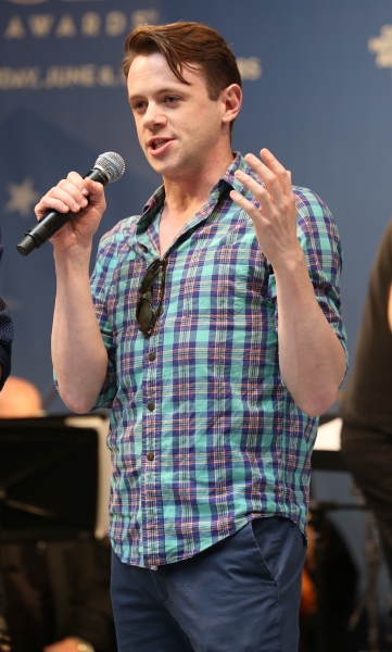 Photo Coverage: Broadway Unites! Casts of BEAUTIFUL, ROCKY, CABARET & More Perform at STARS IN THE ALLEY Image