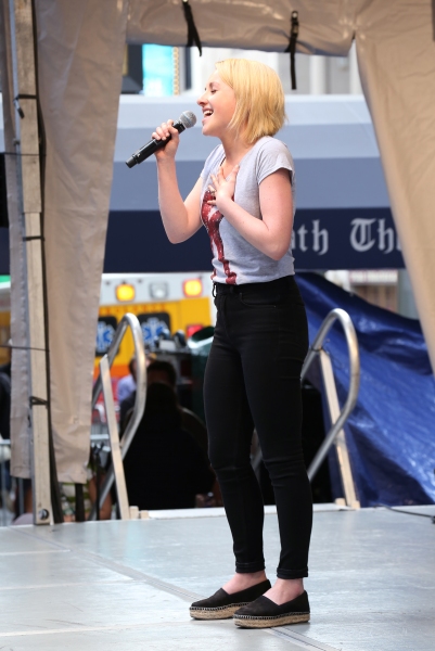 Photo Coverage: Broadway Unites! Casts of BEAUTIFUL, ROCKY, CABARET & More Perform at STARS IN THE ALLEY Image