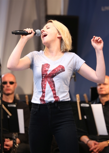 Photo Coverage: Broadway Unites! Casts of BEAUTIFUL, ROCKY, CABARET & More Perform at STARS IN THE ALLEY Image