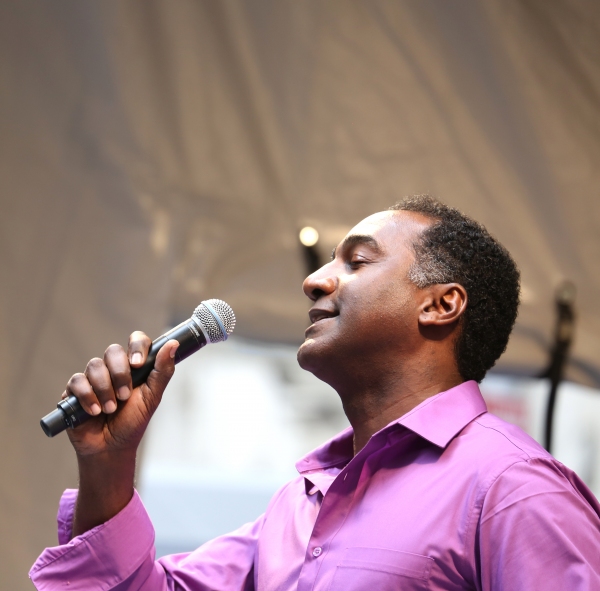Photo Coverage: Broadway Unites! Casts of BEAUTIFUL, ROCKY, CABARET & More Perform at STARS IN THE ALLEY Image