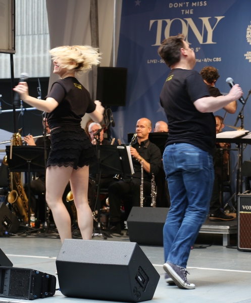 Photo Coverage: Broadway Unites! Casts of BEAUTIFUL, ROCKY, CABARET & More Perform at STARS IN THE ALLEY Image
