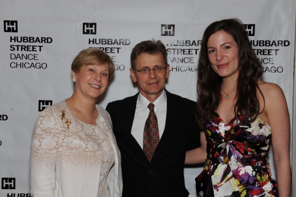 Photo Flash: Hubbard Street Dance Chicago Honors Mikhail Baryshnikov at Season 36 Spotlight Ball Image