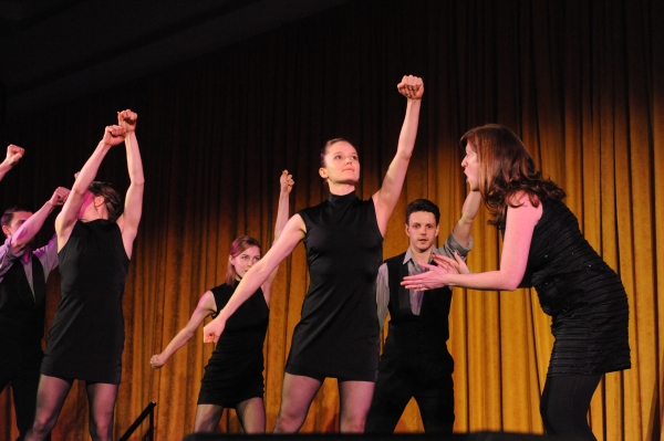 Photo Flash: Hubbard Street Dance Chicago Honors Mikhail Baryshnikov at Season 36 Spotlight Ball Image
