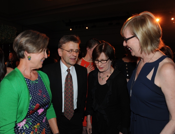 Photo Flash: Hubbard Street Dance Chicago Honors Mikhail Baryshnikov at Season 36 Spotlight Ball Image