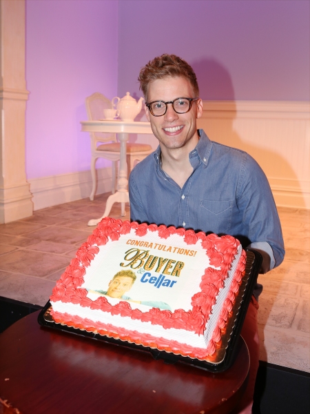 Barrett Foa  Photo