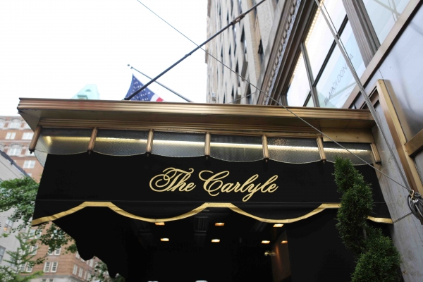 Photo Coverage: Megan Hilty Makes Cafe Carlyle Debut Image