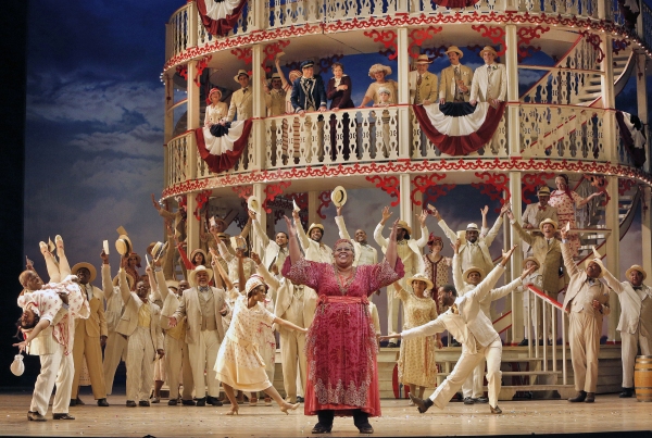 Photo Flash: San Francisco Opera's SHOW BOAT, Opens Tonight! Image