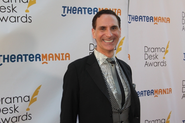Photo Coverage: On the Red Carpet at the Drama Desk Awards- Part 2  Image