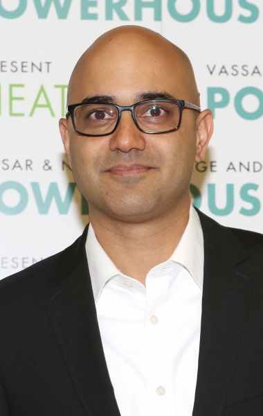 Photo Coverage: Josh Radnor, Leslie Bibb & More Preview 30th Anniversary Powerhouse Season Image