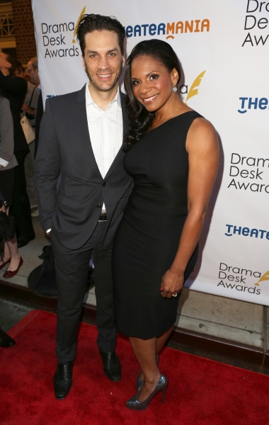 Photo Coverage: Red Carpet Fashions at the Drama Desk Awards! Image