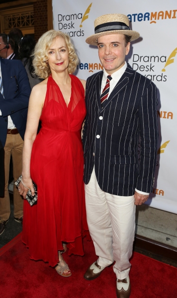 Photo Coverage: Red Carpet Fashions at the Drama Desk Awards! Image