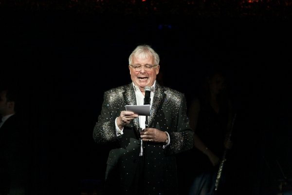 Photo Exclusive: Angela Lansbury Honored in Special Cabaret at Cafe de Paris Image