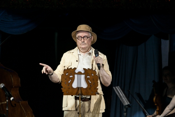 Photo Exclusive: Angela Lansbury Honored in Special Cabaret at Cafe de Paris Image