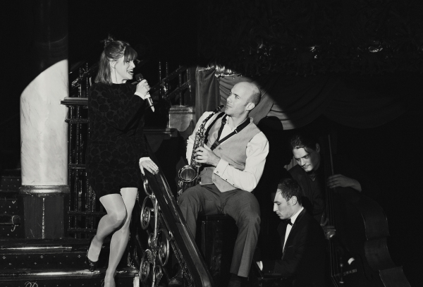Photo Exclusive: Angela Lansbury Honored in Special Cabaret at Cafe de Paris Image
