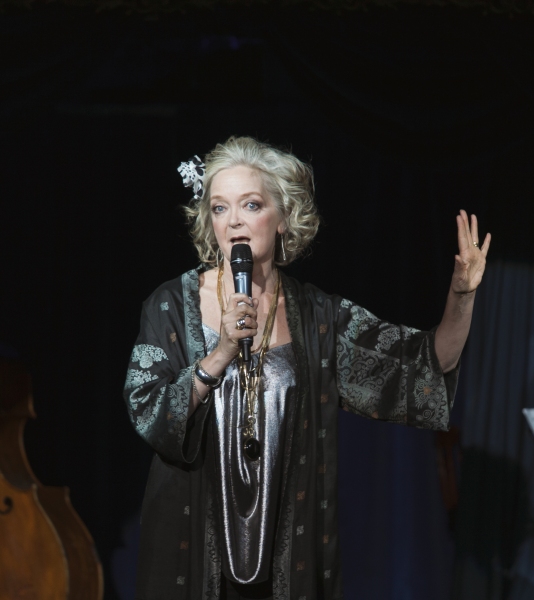Photo Exclusive: Angela Lansbury Honored in Special Cabaret at Cafe de Paris Image