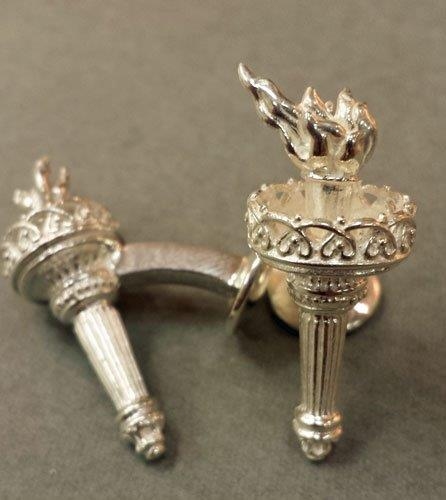 Photo Flash: Philanthropist & Jewelry Designer Joan Hornig Receives NECO Ellis Island Medal of Honor for Humanitarian Works  Image