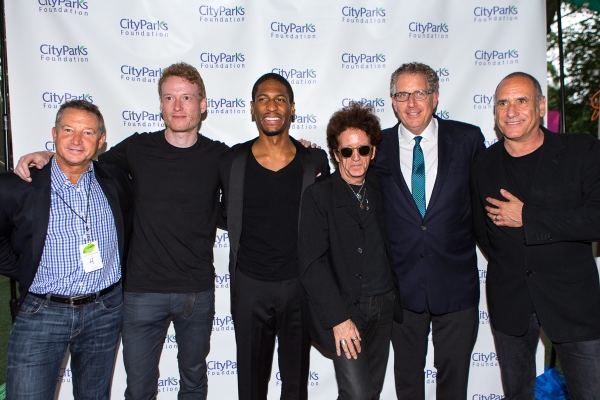 David Barse, Teddy Thompson, John Batiste, Willie Nile, David Moore and David Broza Photo