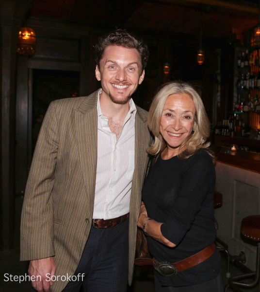 Photo Coverage: Jessica Molaskey and John Pizzarelli at HELSINKI ON BROADWAY Image