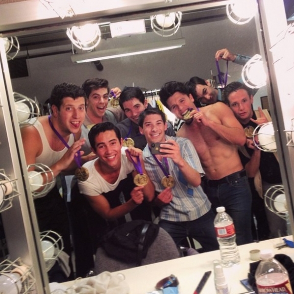 Photo Flash: Saturday Intermission Pics, 6/7 - Part 2 - Tonys Fever Spreads! Image