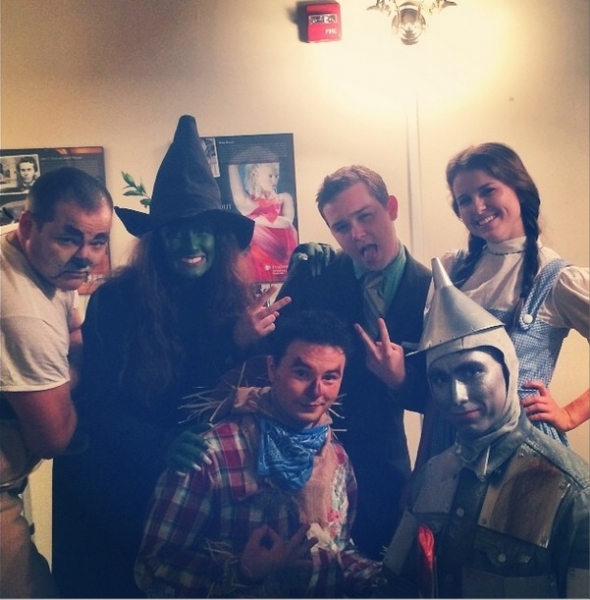 Photo Flash: Saturday Intermission Pics, 6/7 - Part 2 - Tonys Fever Spreads! Image