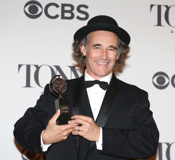Photo Coverage: Inside the 2014 Tony Awards Winners' Circle - The Men  Image