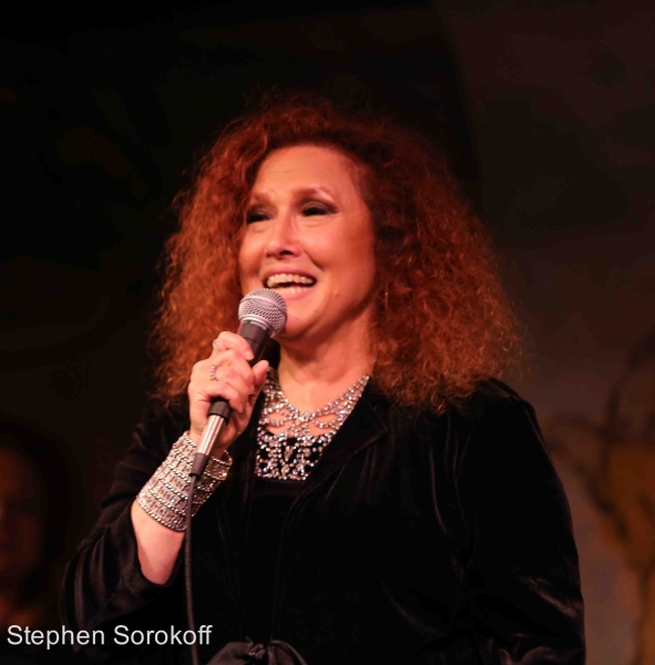 Photo Coverage: Melissa Manchester Makes Cafe Carlyle Debut in YOU GOTTA LOVE THE LIFE Image