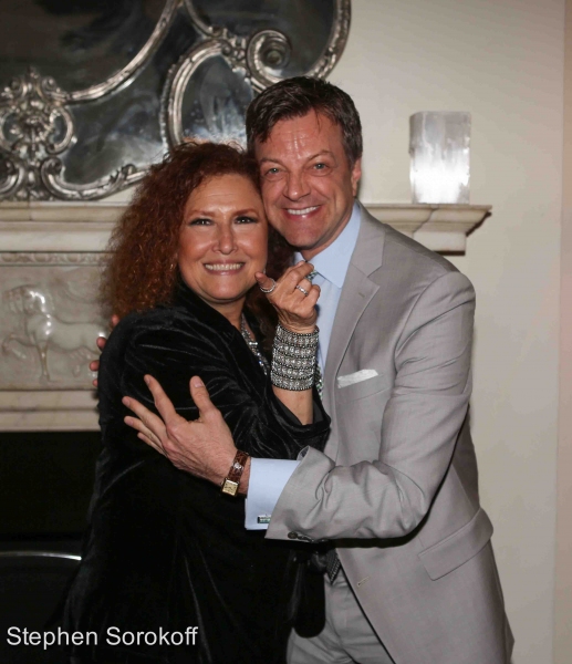 Photo Coverage: Melissa Manchester Makes Cafe Carlyle Debut in YOU GOTTA LOVE THE LIFE Image