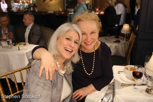 Photo Coverage: Melissa Manchester Makes Cafe Carlyle Debut in YOU GOTTA LOVE THE LIFE Image