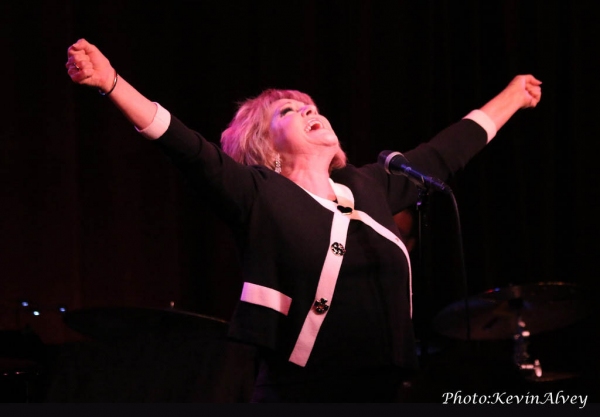 Photo Flash: Lorna Luft Plays Birdland Image