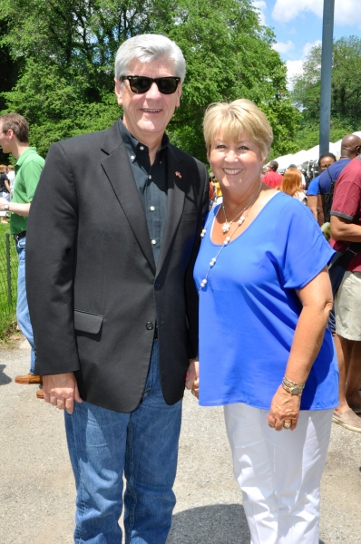 Governor Phil Thomas and his wife Deborah Thomas Photo